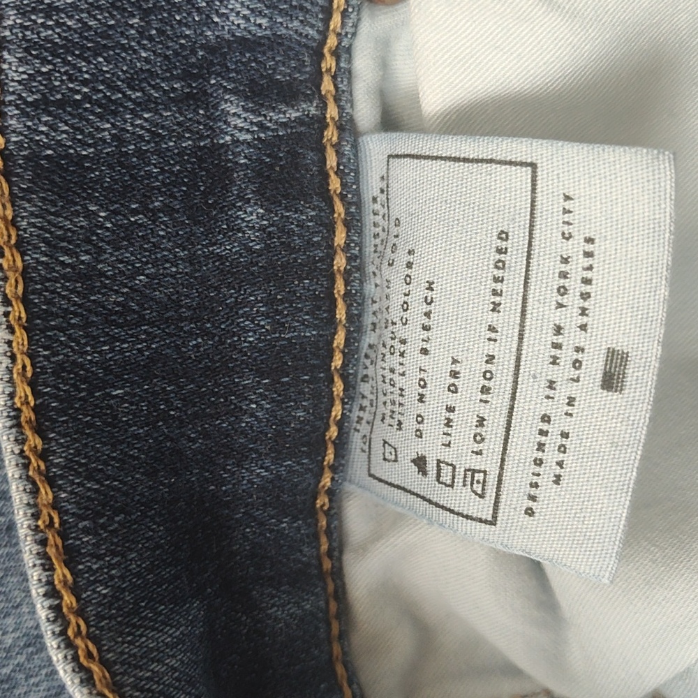 AYR Classic Blue Jeans. THE POP - Picture 8 of 11